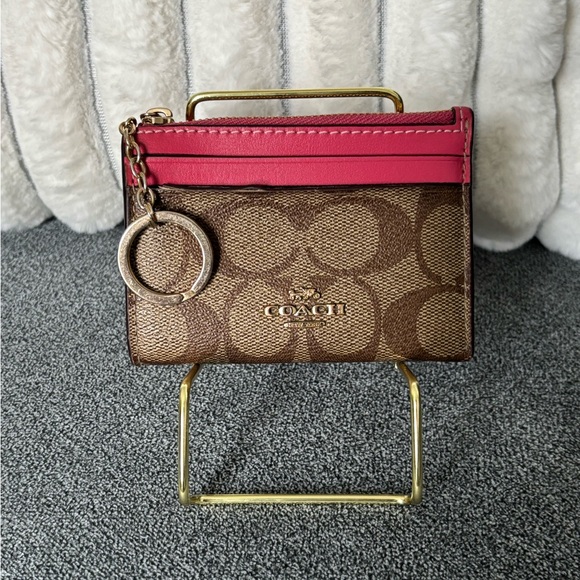 Coach Mini Skinny Id Case In Signature Canvas NWT - Picture 2 of 8